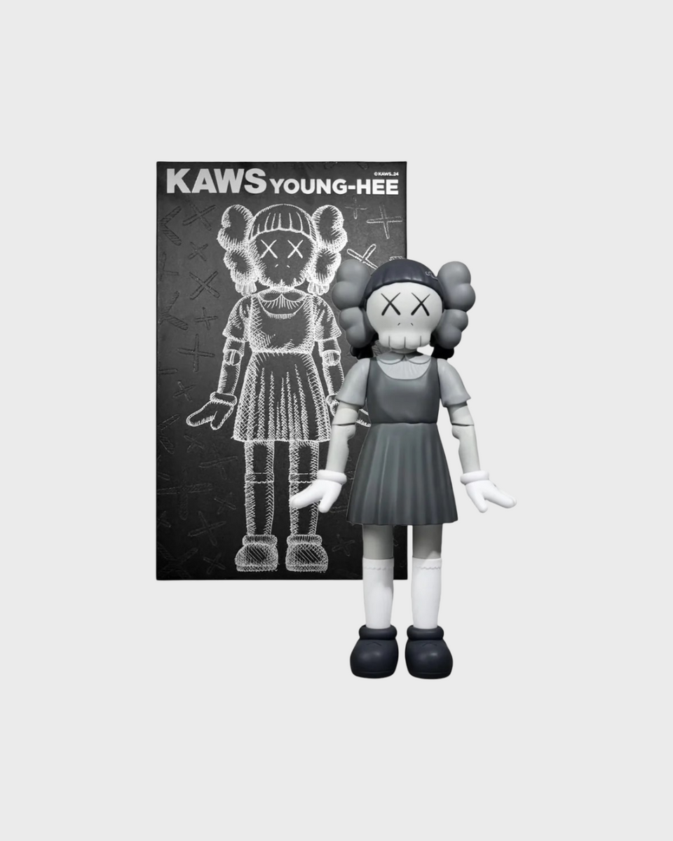 KAWS Squid Game Young-Hee Vinyl Figure Monotone – 3KICKS
