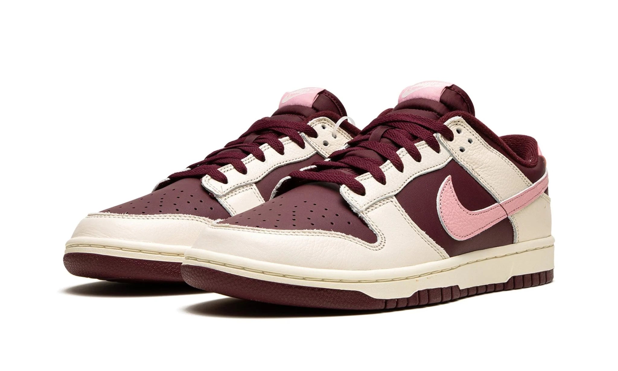 NIKE DUNK LOW RETRO PRM "Valentine's Day 2023"