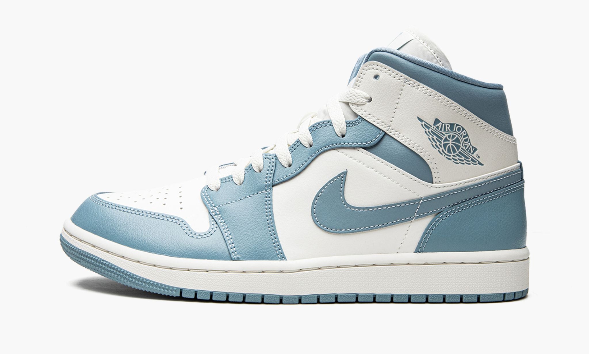 Jordan 1 Mid UNC (2022) (WMNS)