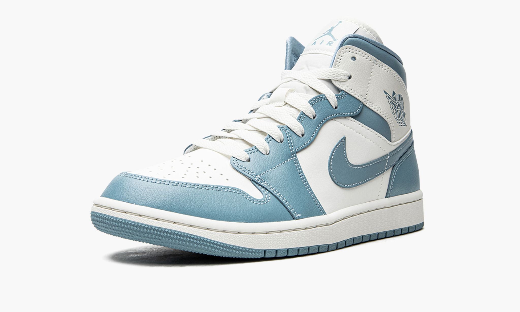 Jordan 1 Mid UNC (2022) (WMNS)