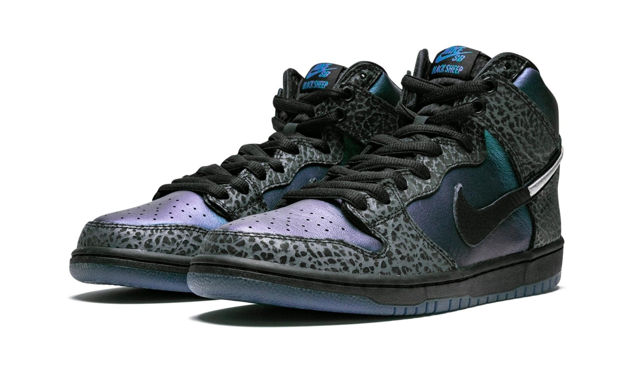 Nike SB Dunk High “Black Sheep Hornet” Special Box