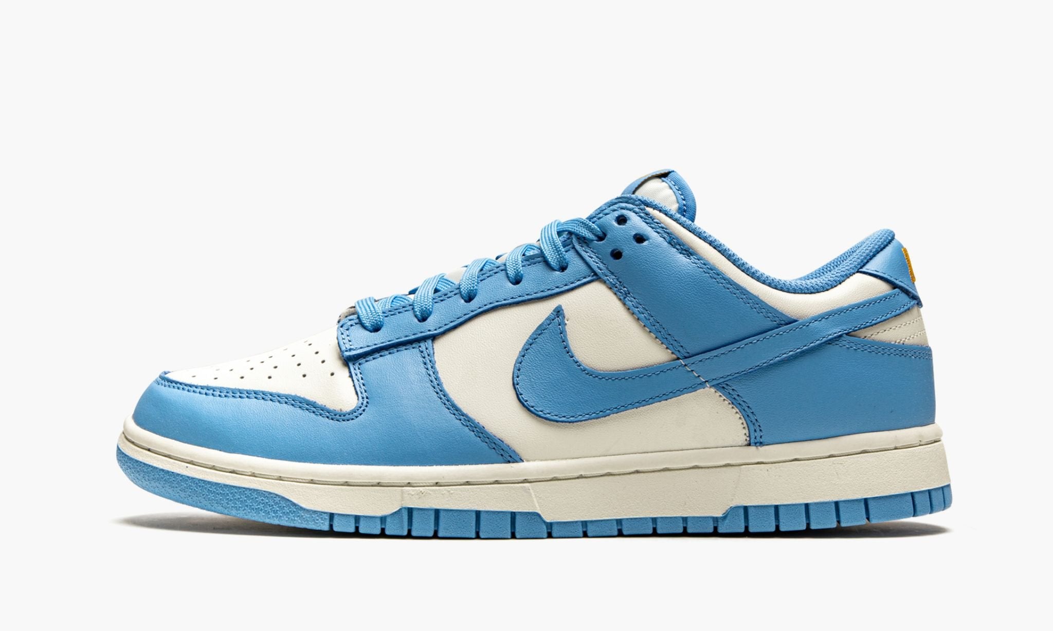 Shop Nike Dunk Low Coast (WMNS) at 3KICKS Dubai