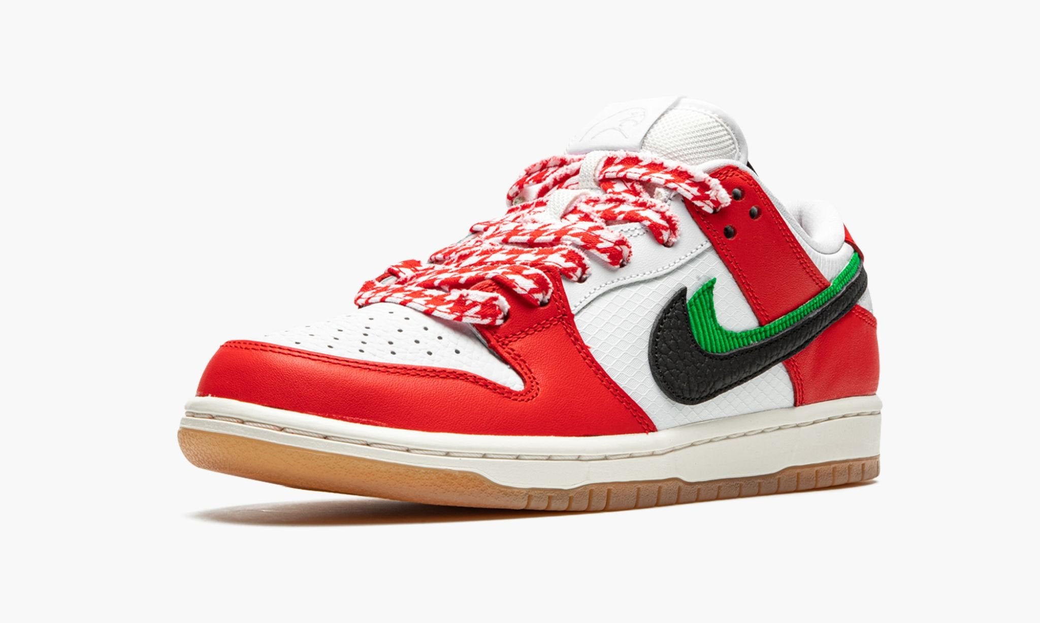 FRAME x Nike SB Dunk Low Habibi