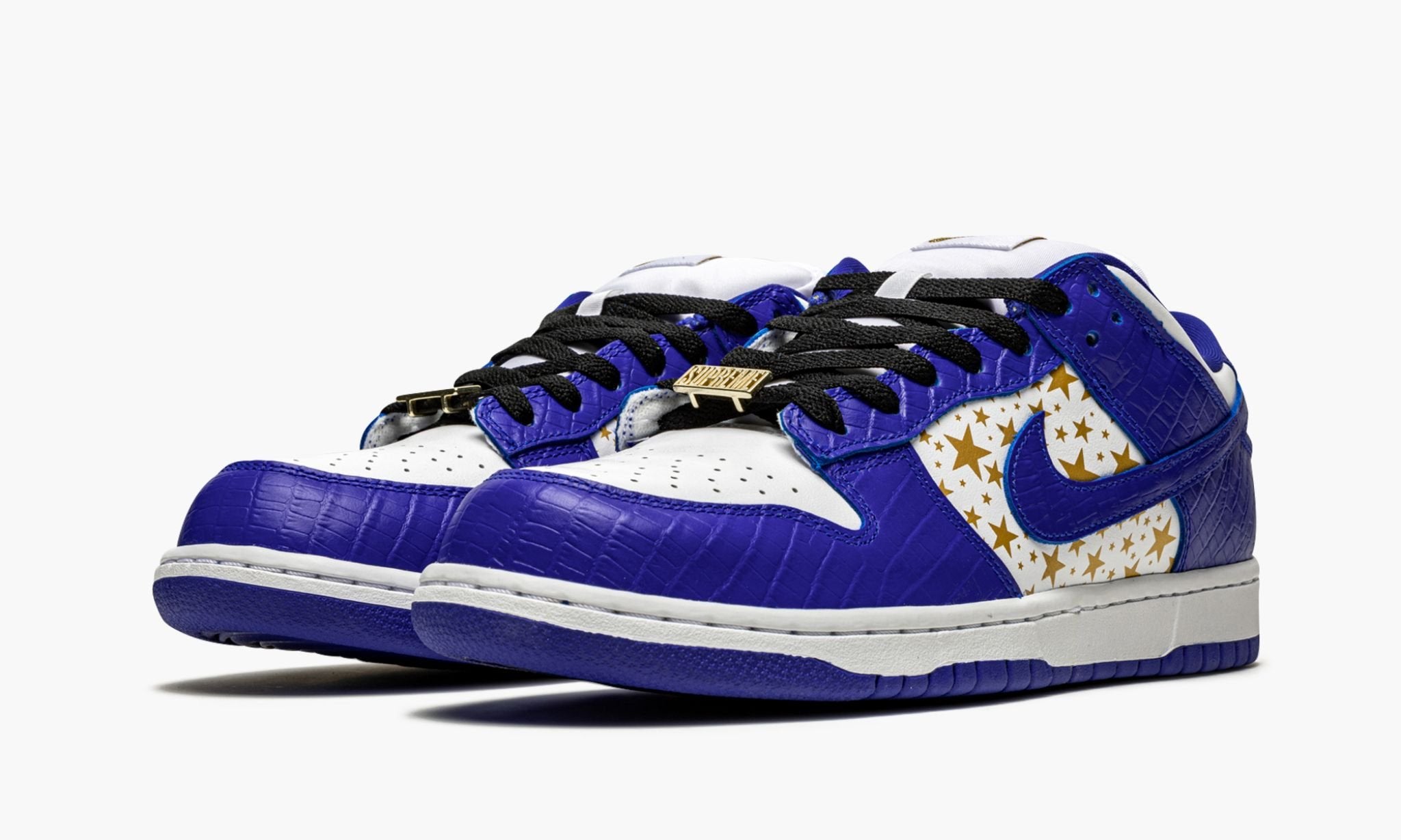 Supreme X Nike SB Dunk Low Hyper Royal