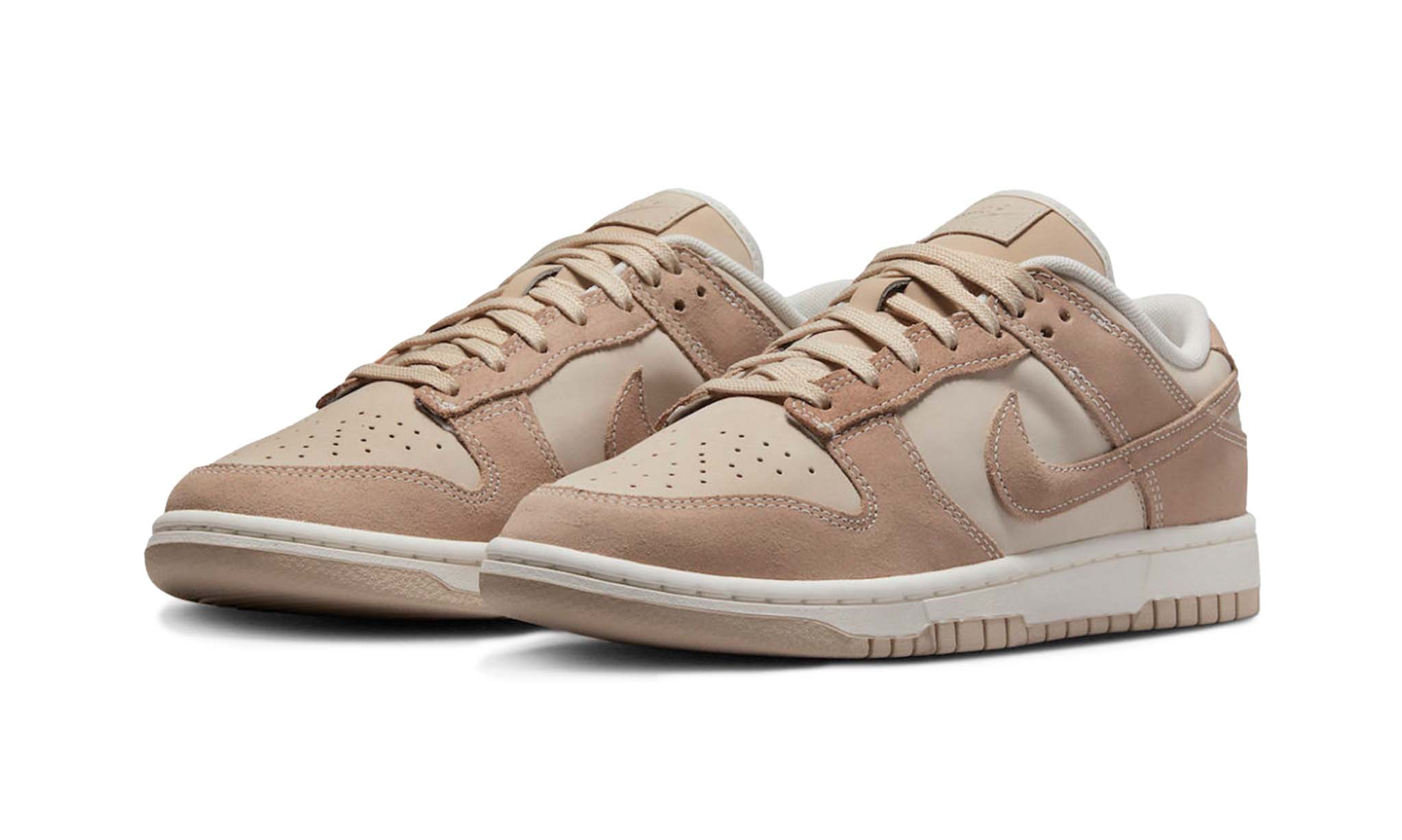 Nike Dunk Low Sand Drift (WMNS)