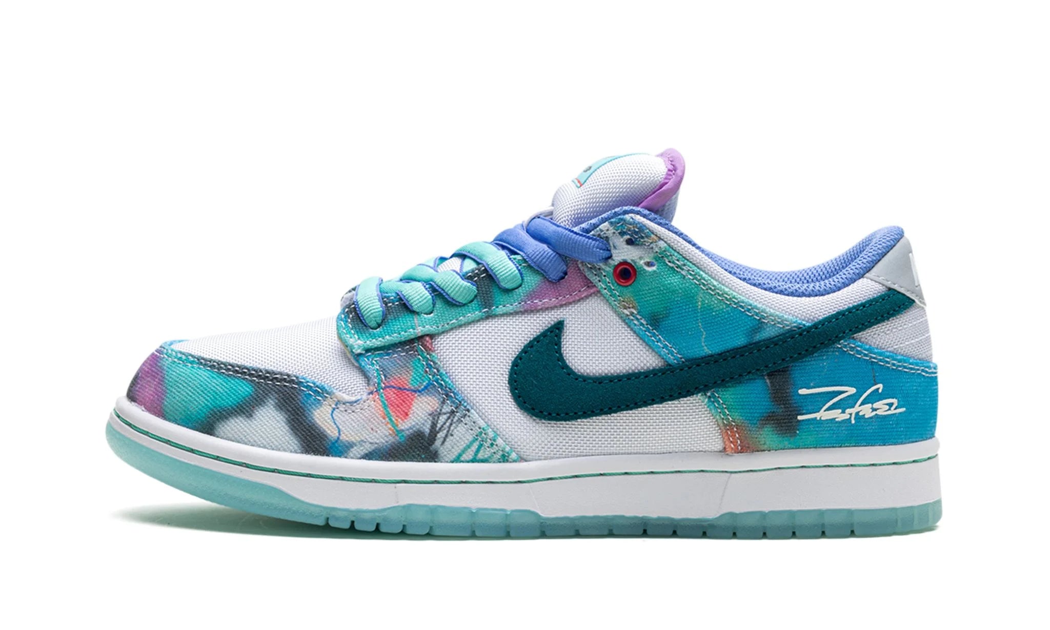 Nike x Futura Laboratories SB Dunk Low "Bleached Aqua"