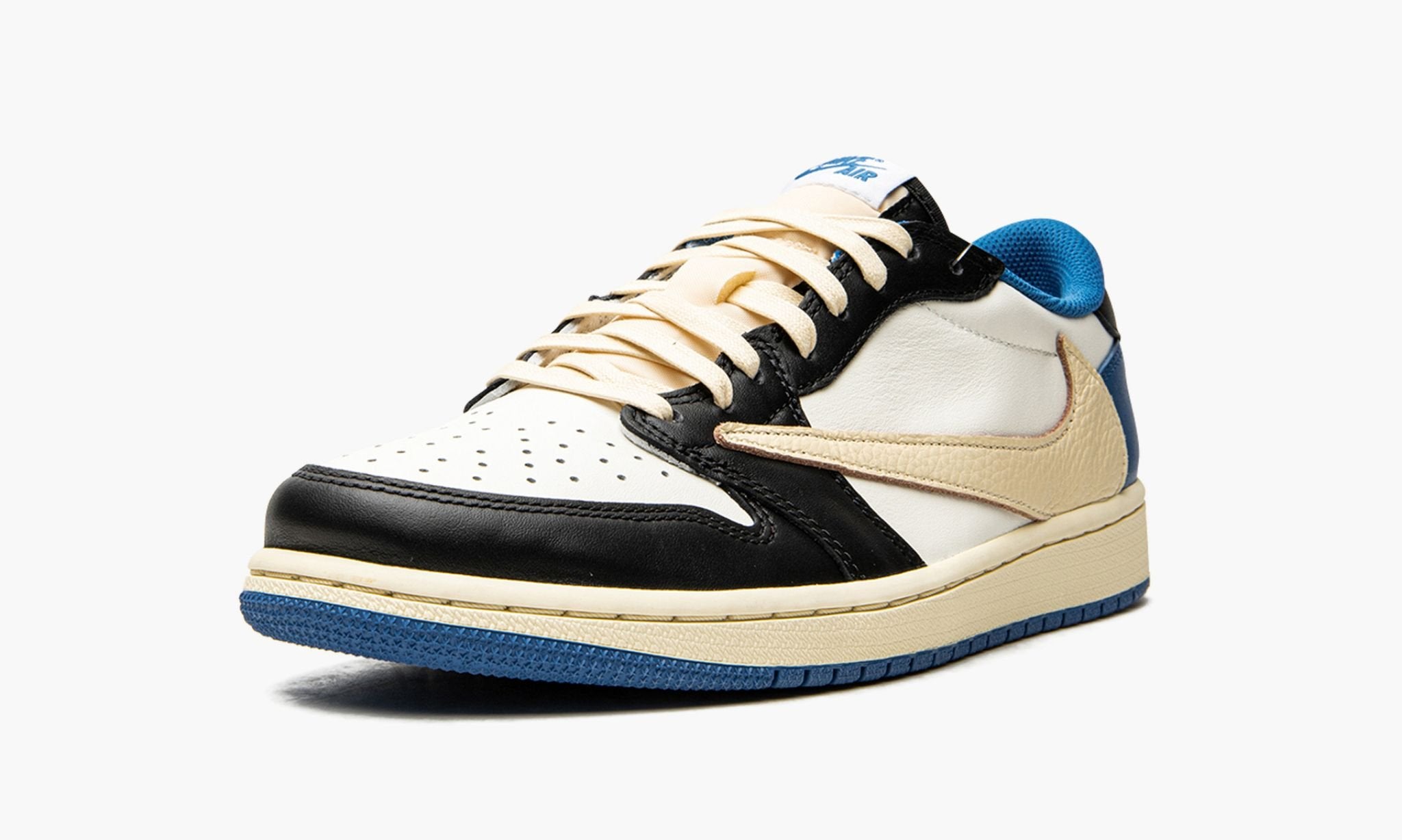 Shop Air Jordan 1 Low Travis Scott x Fragment Design at 3KICKS Dubai