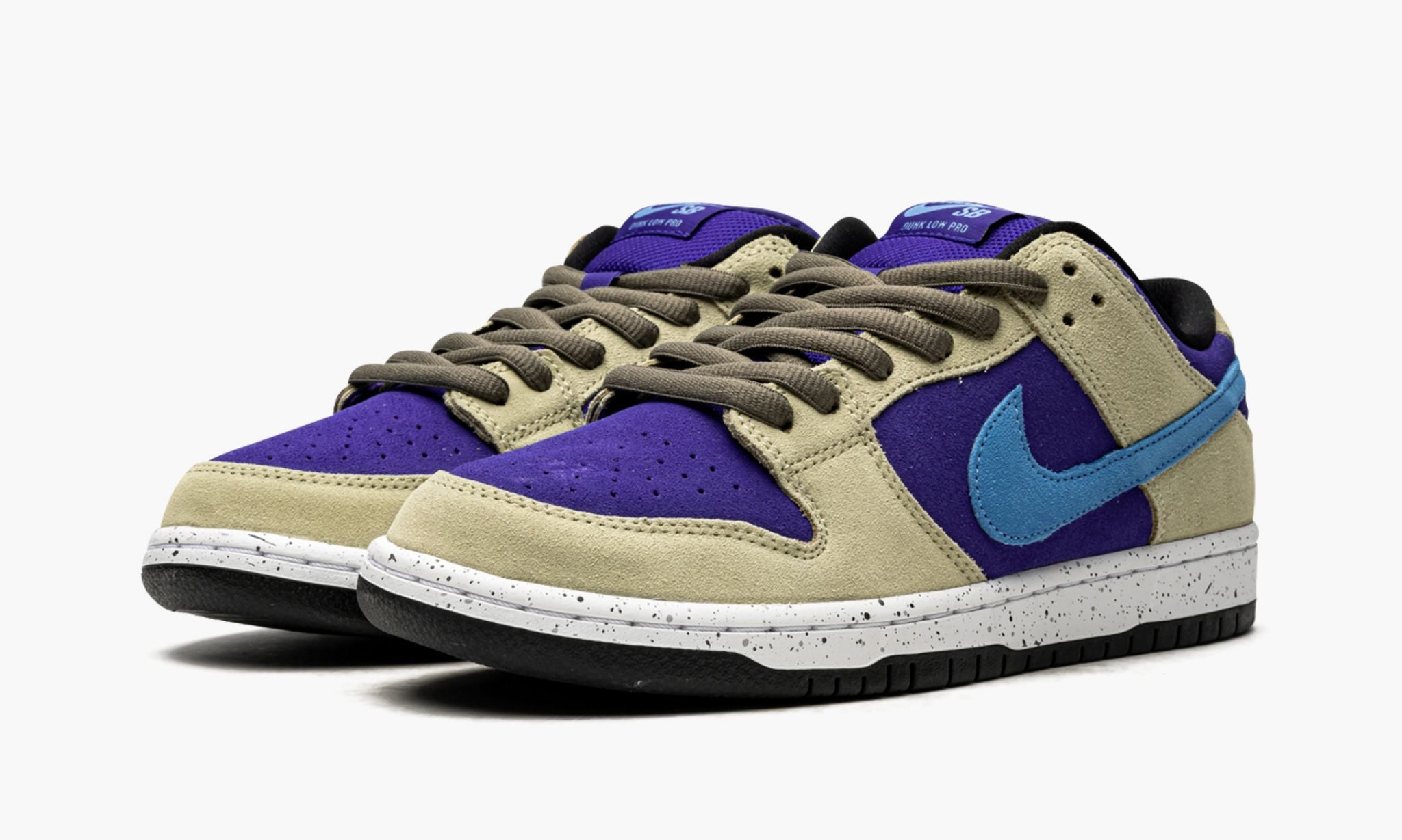 A first look at the Nike SB Dunk Low ACG Caldera