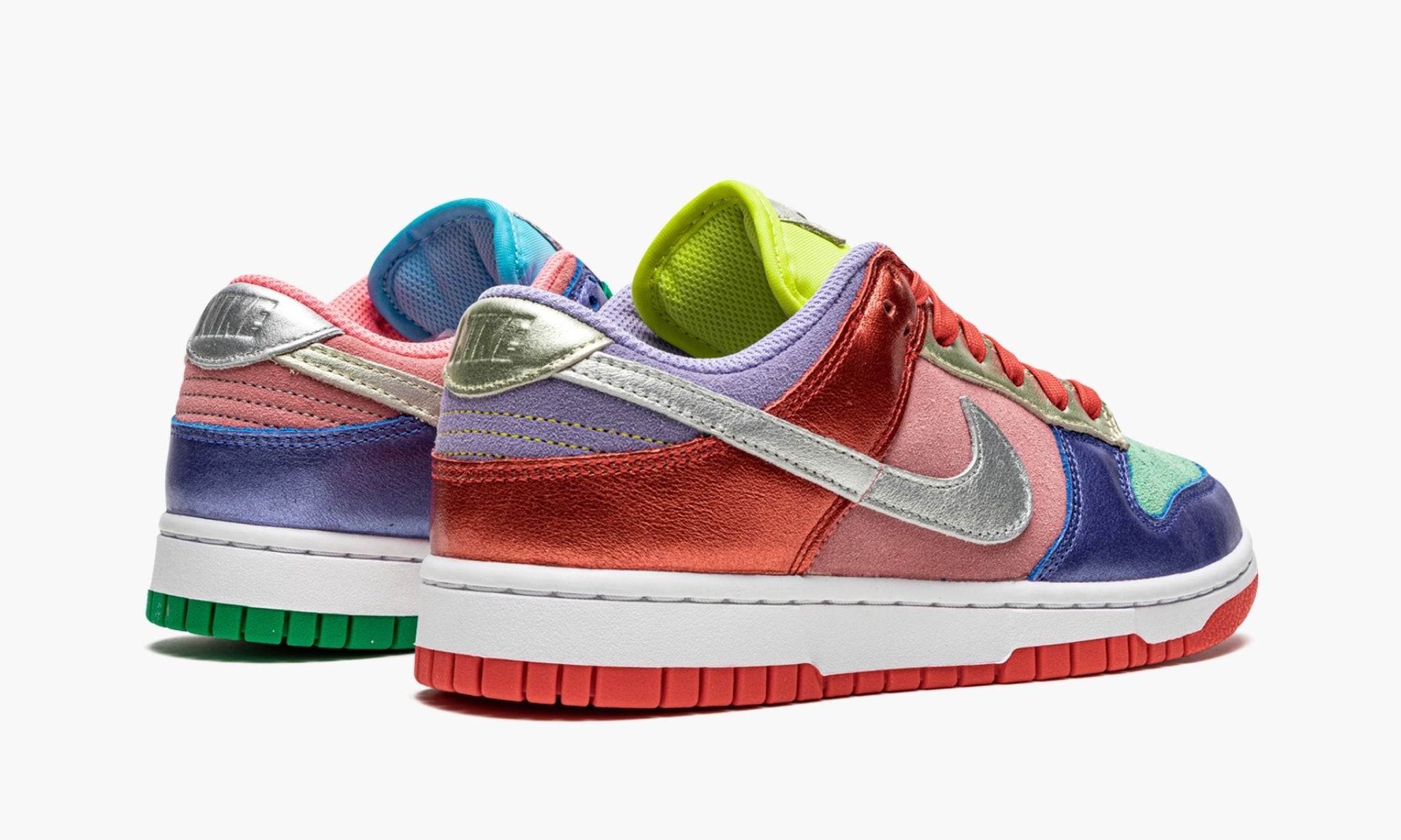 Nike Dunk Low Sunset Pulse (WMNS)
